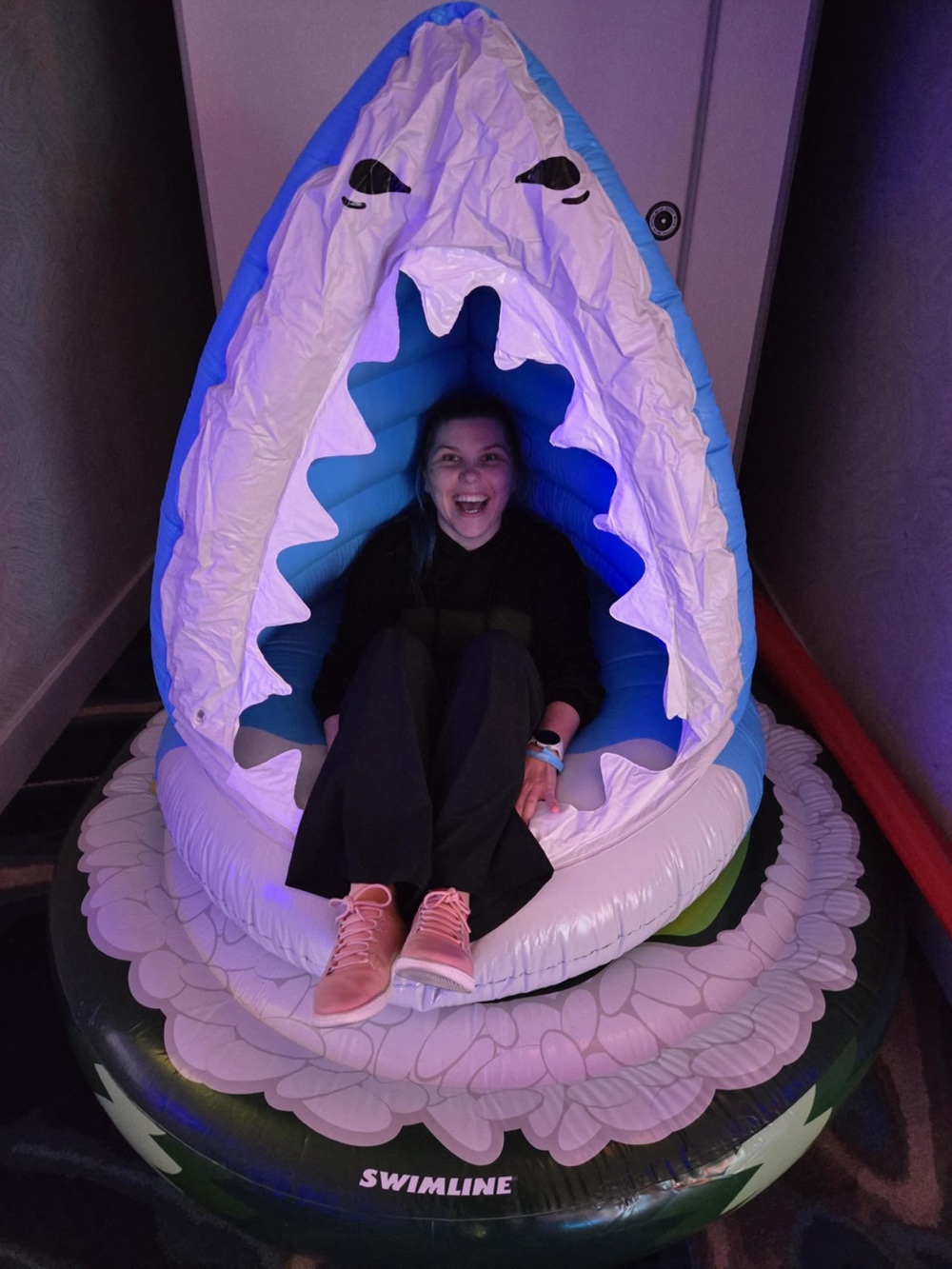 Meet your Posher, Dixie